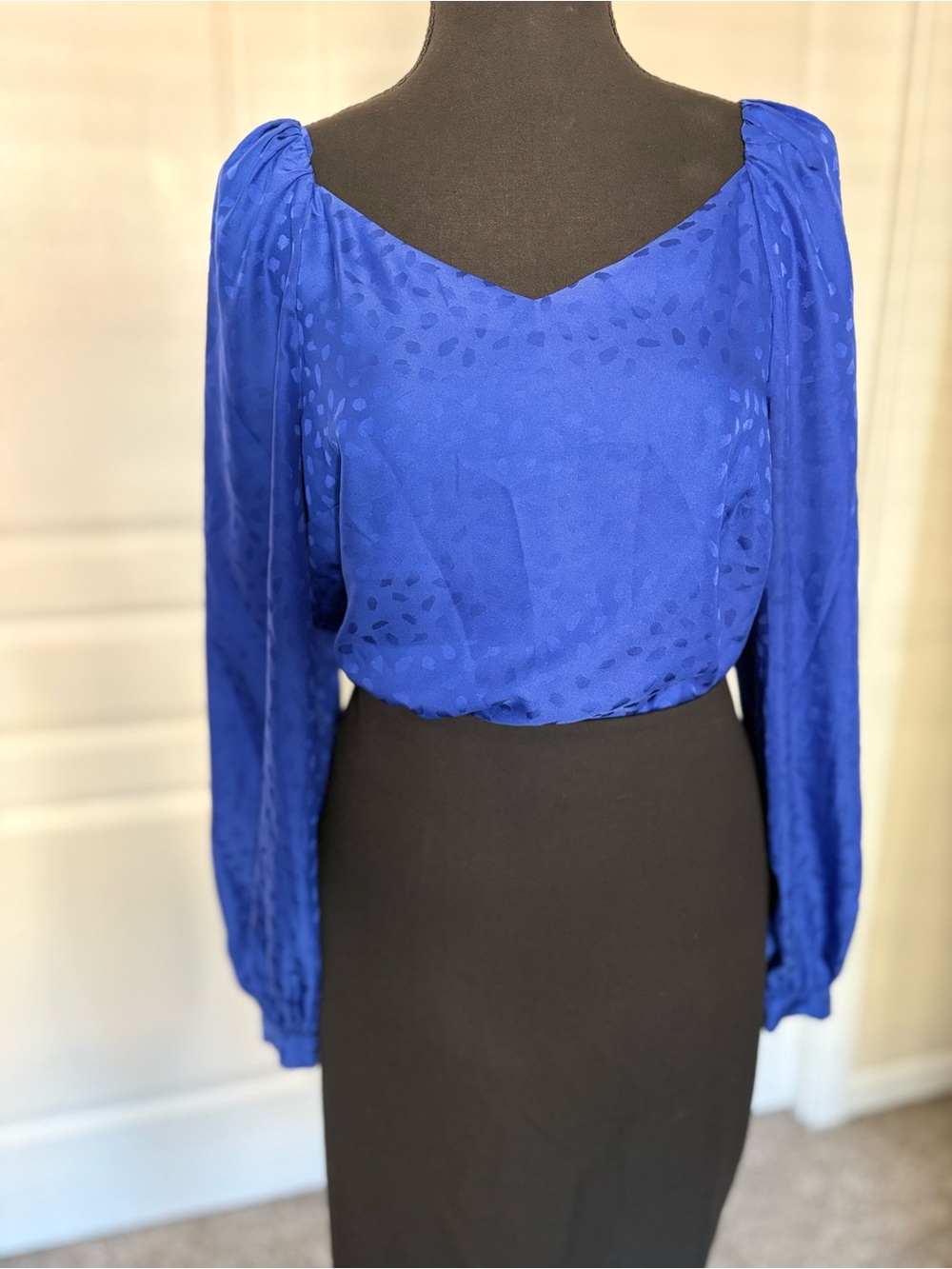 Ann Taylor Cobalt Blue Satin Square-Neck Long-Sleeve Satin Blouse - Office Siren - Picture 5 of 15